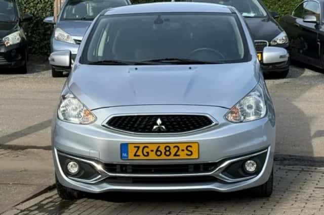 Mitsubishi Space Star (2019) thumbnail 3