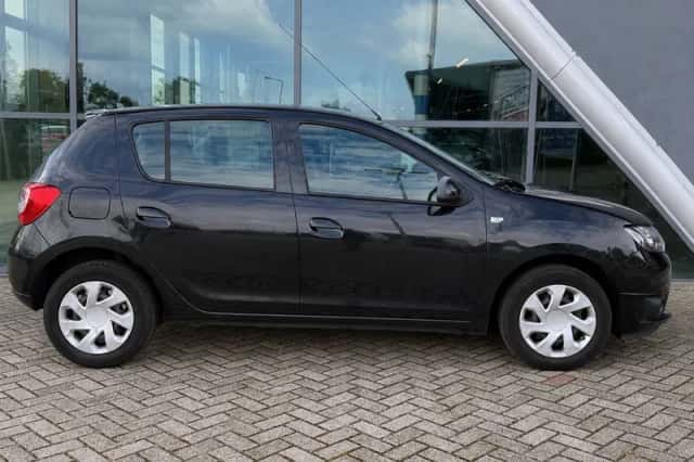 Dacia Sandero (2013) thumbnail 2