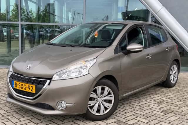 Peugeot 208 (2013) thumbnail 1