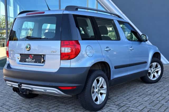 Škoda Yeti (2010) thumbnail 5