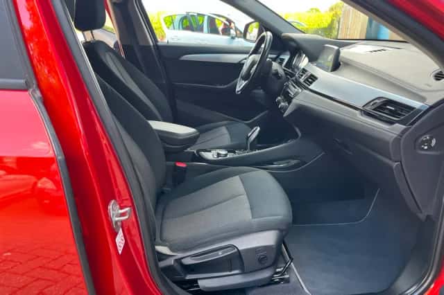 BMW X2 (2019) thumbnail 5