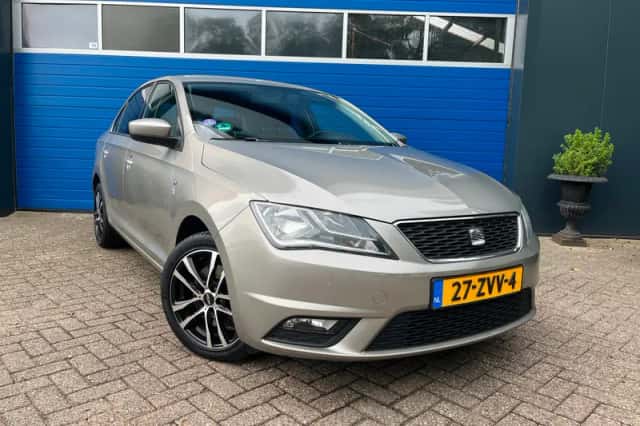 SEAT Toledo (2013) thumbnail 1