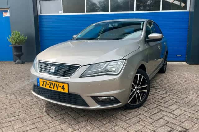 SEAT Toledo (2013) thumbnail 2