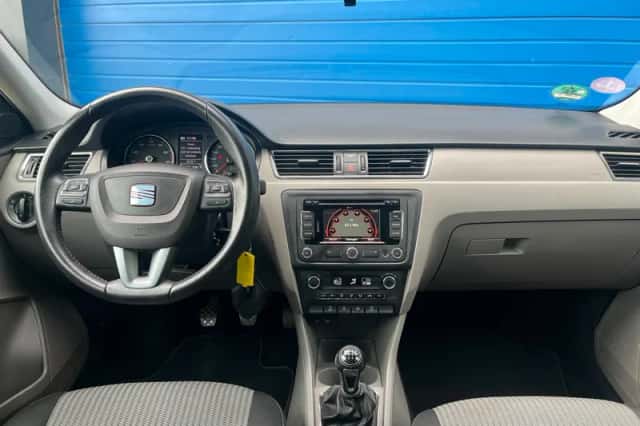 SEAT Toledo (2013) thumbnail 6