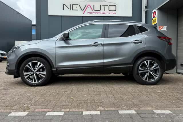 Nissan Qashqai (2018) thumbnail 2