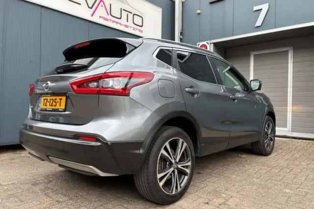 Nissan Qashqai (2018) thumbnail 4