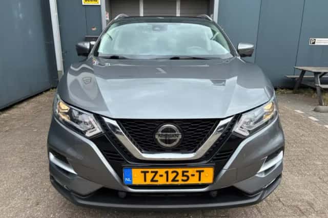Nissan Qashqai (2018) thumbnail 5