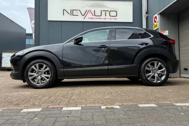 Mazda CX-30 (2022) thumbnail 2