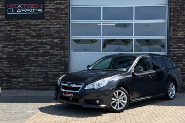 Subaru Legacy (2014) thumbnail 1