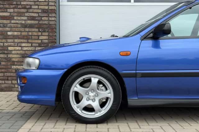 Subaru Impreza (1998) thumbnail 6