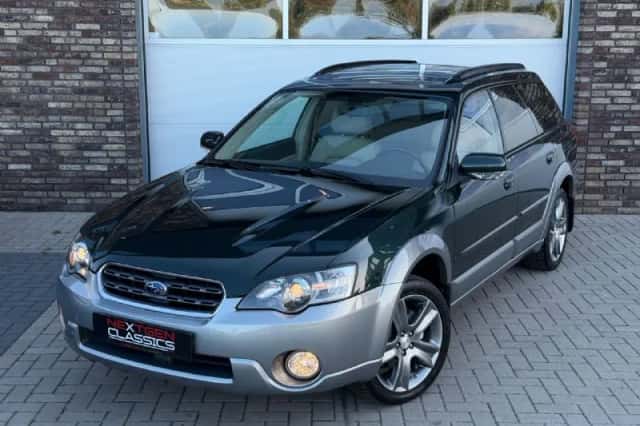 Subaru Outback (2004) thumbnail 3