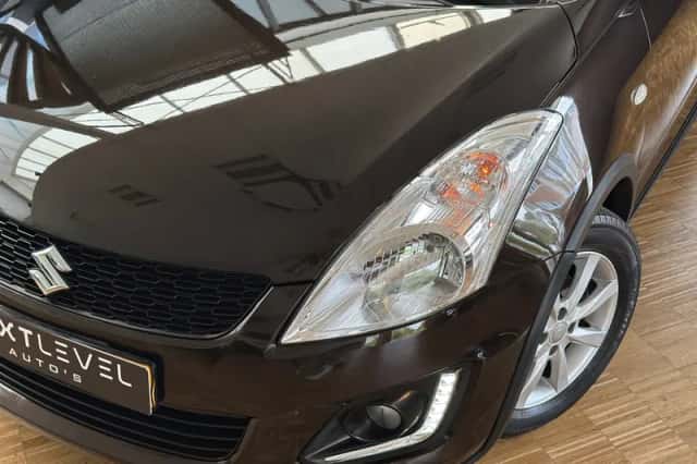 Suzuki Swift (2014) thumbnail 2