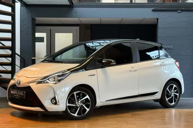 Toyota Yaris (2019) thumbnail 1
