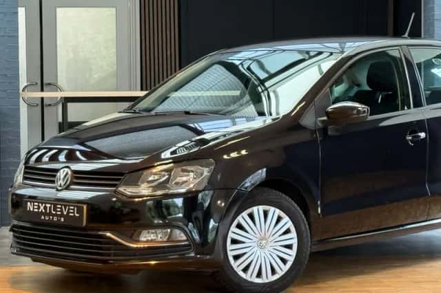 Volkswagen Polo (2015) thumbnail 2