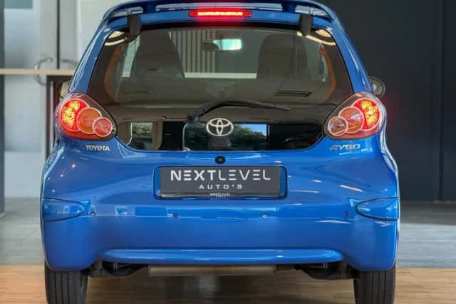 Toyota Aygo (2009) thumbnail 6