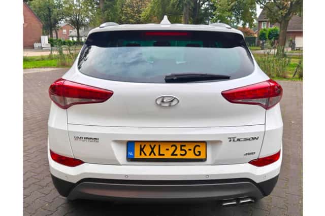 Hyundai Tucson (2016) thumbnail 6