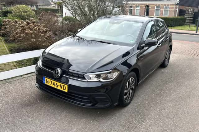 Volkswagen Polo (2022) thumbnail 1