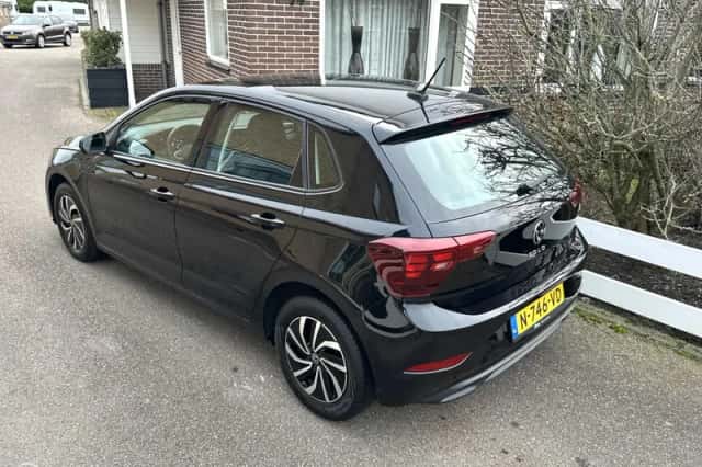 Volkswagen Polo (2022) thumbnail 3