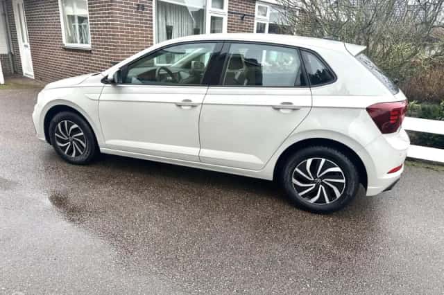 Volkswagen Polo (2021) thumbnail 3
