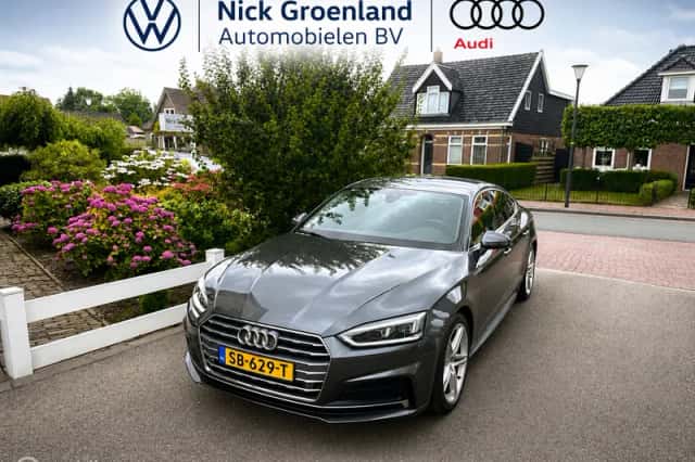 Audi A5 (2018) thumbnail 1