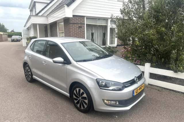 Volkswagen Polo (2015) thumbnail 6