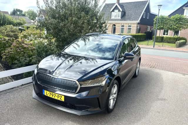 Škoda Enyaq (2021) thumbnail 1