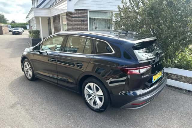 Škoda Enyaq (2021) thumbnail 3
