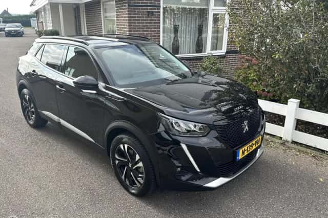 Peugeot e-2008 (2021) thumbnail 6
