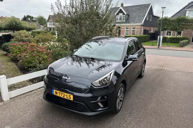 Kia Niro EV (2021) thumbnail 1