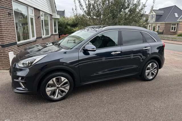 Kia Niro EV (2021) thumbnail 2