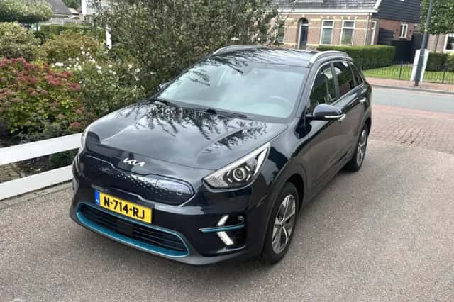 Kia Niro EV (2021) thumbnail 1
