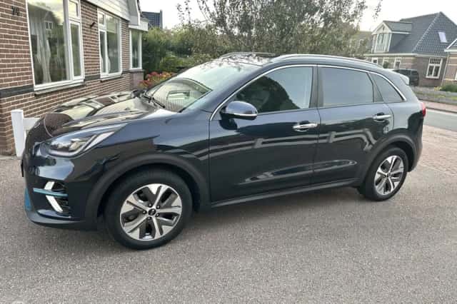 Kia Niro EV (2021) thumbnail 2