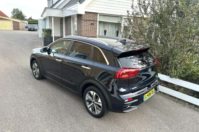 Kia Niro EV (2021) thumbnail 4
