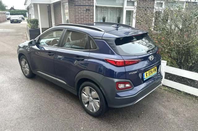 Hyundai Kona (2020) thumbnail 3