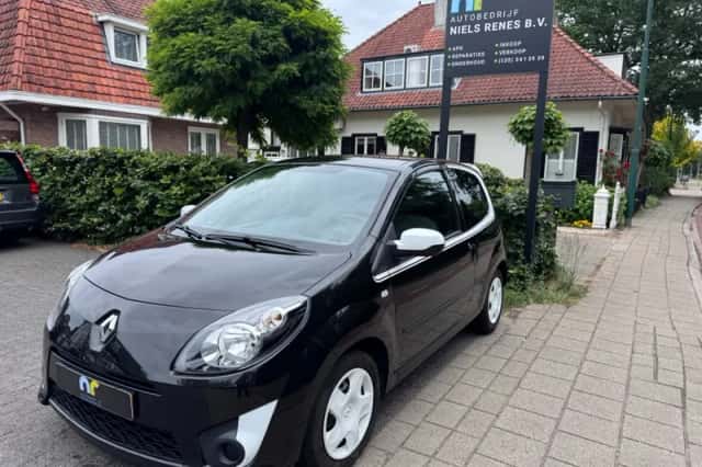 Renault Twingo (2011) thumbnail 2