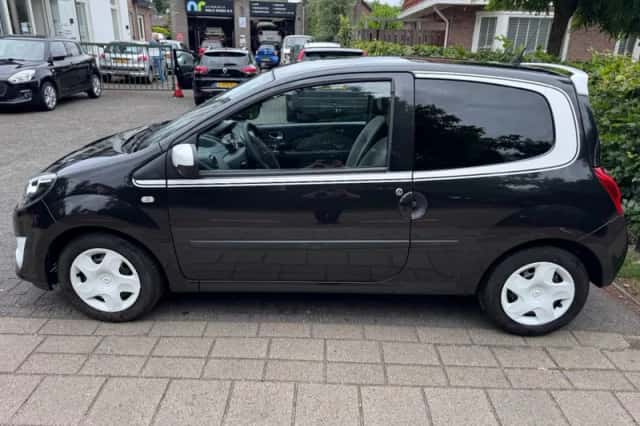 Renault Twingo (2011) thumbnail 3
