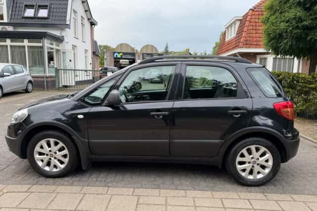 Fiat Sedici (2011) thumbnail 3