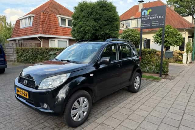Daihatsu Terios (2007) thumbnail 2