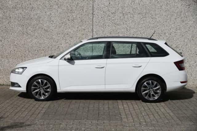 Škoda Fabia (2021) thumbnail 2