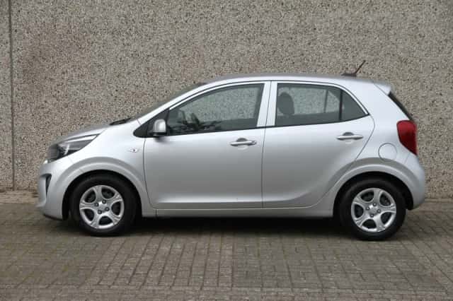 Kia Picanto (2021) thumbnail 2