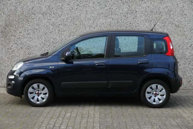 Fiat Panda (2018) thumbnail 2