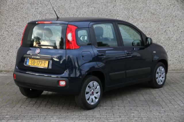 Fiat Panda (2018) thumbnail 3