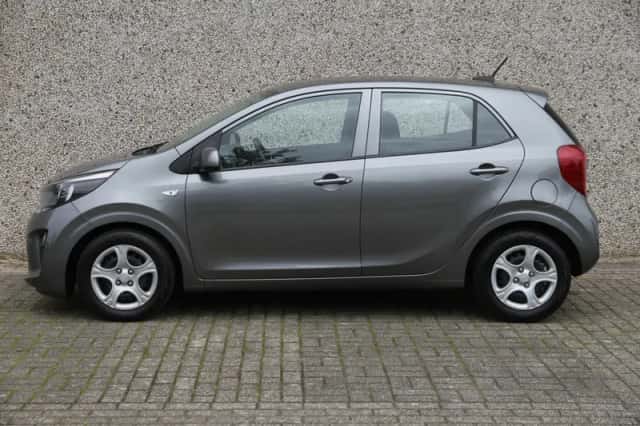 Kia Picanto (2021) thumbnail 2