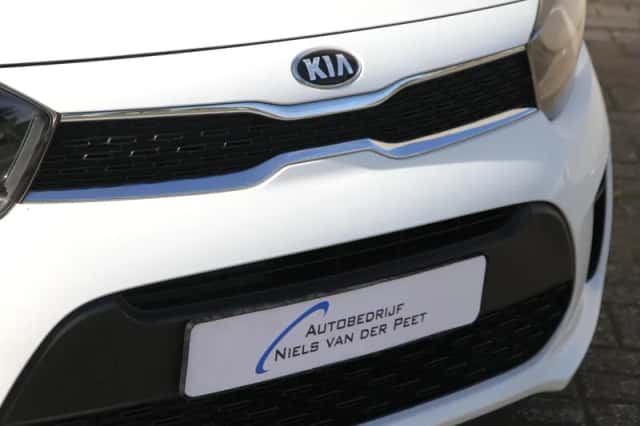 Kia Picanto (2018) thumbnail 4