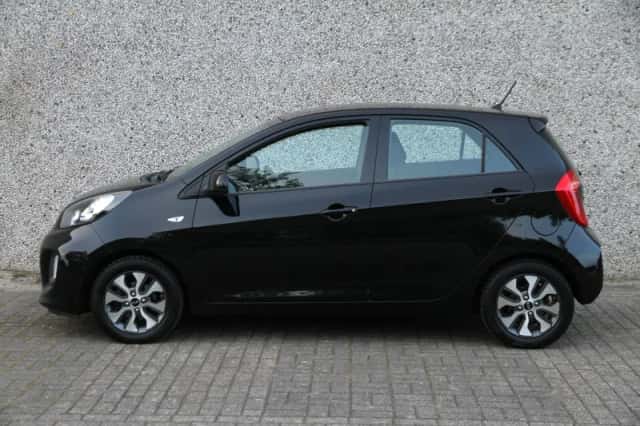 Kia Picanto (2017) thumbnail 2