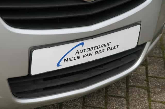 Opel Agila (2011) thumbnail 4