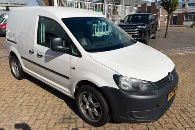 Volkswagen Caddy (2012) thumbnail 2