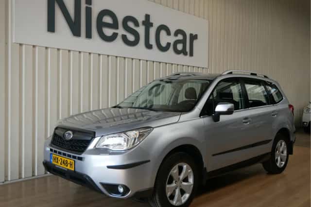 Subaru Forester (2016) thumbnail 6
