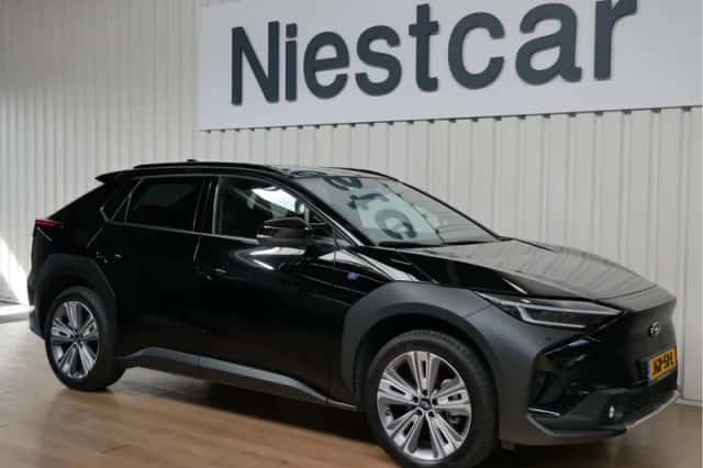 Subaru Solterra (2024) thumbnail 1