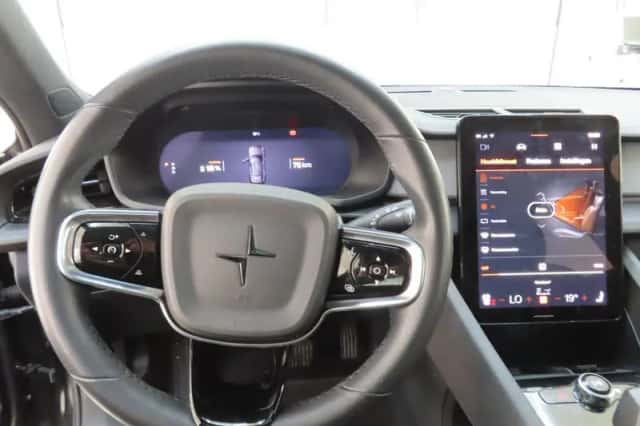 Polestar 2 (2021) thumbnail 4